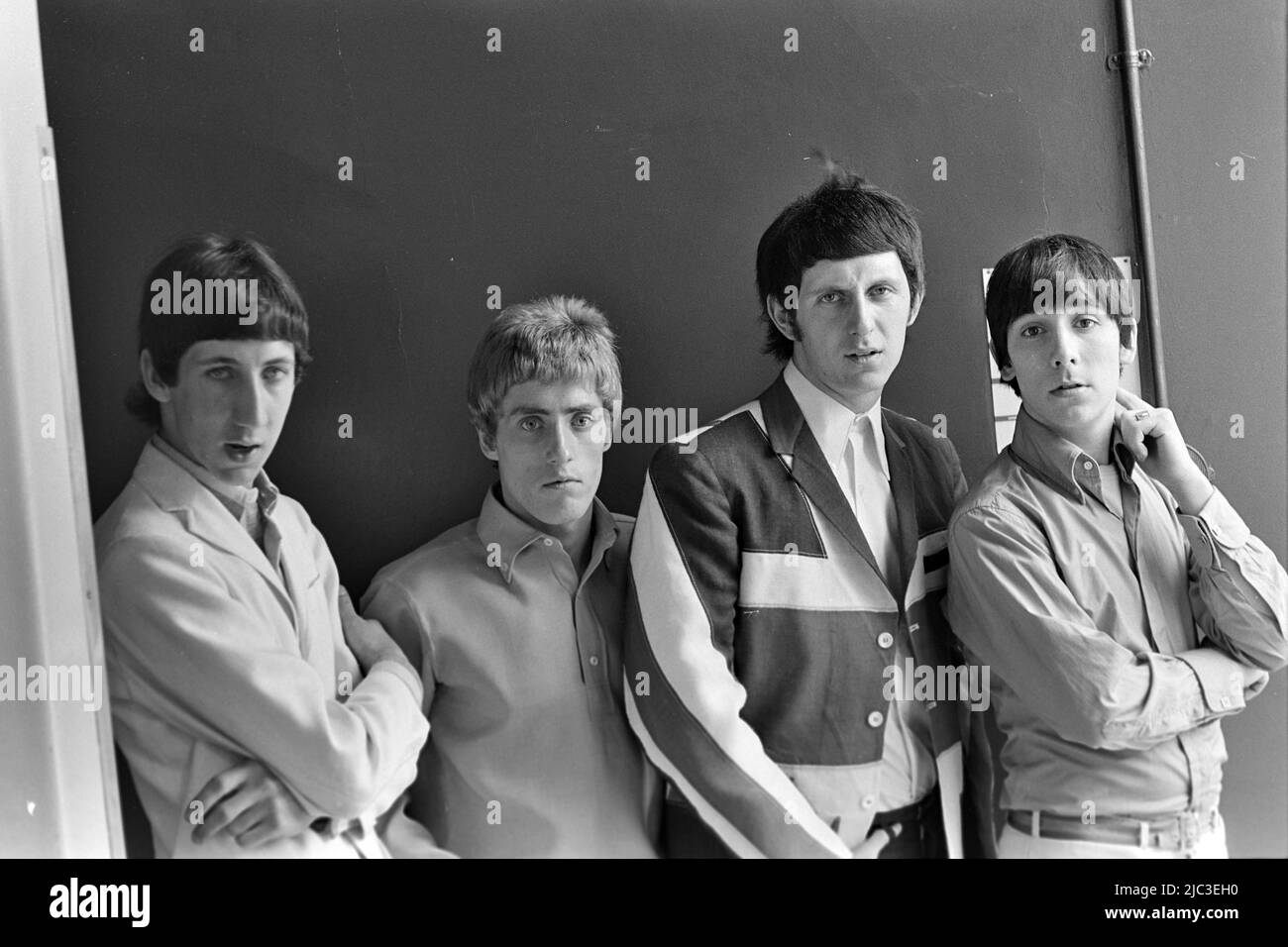 THE WHO UK pop group on Ready, Steady,Go ! in April 1965 From left:Pete Townshend, Roger Daltrey, John Entwistle, Keith Moon. Photo: Tony Galew Stock Photo