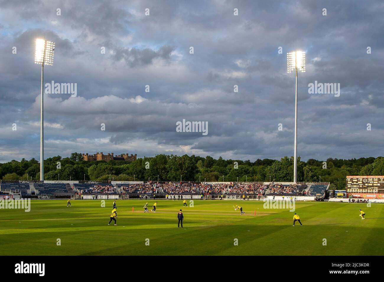 CHESTER LE STREET, UK. JUN 8TH A general view of the proceedings during the Vitality Blast T20 match between Durham County Cricket Club and Birmingham Bears at the Seat Unique Riverside, Chester le Street on Wednesday 8th June 2022. (Credit: Mark Fletcher | MI News) Credit: MI News & Sport /Alamy Live News Stock Photo
