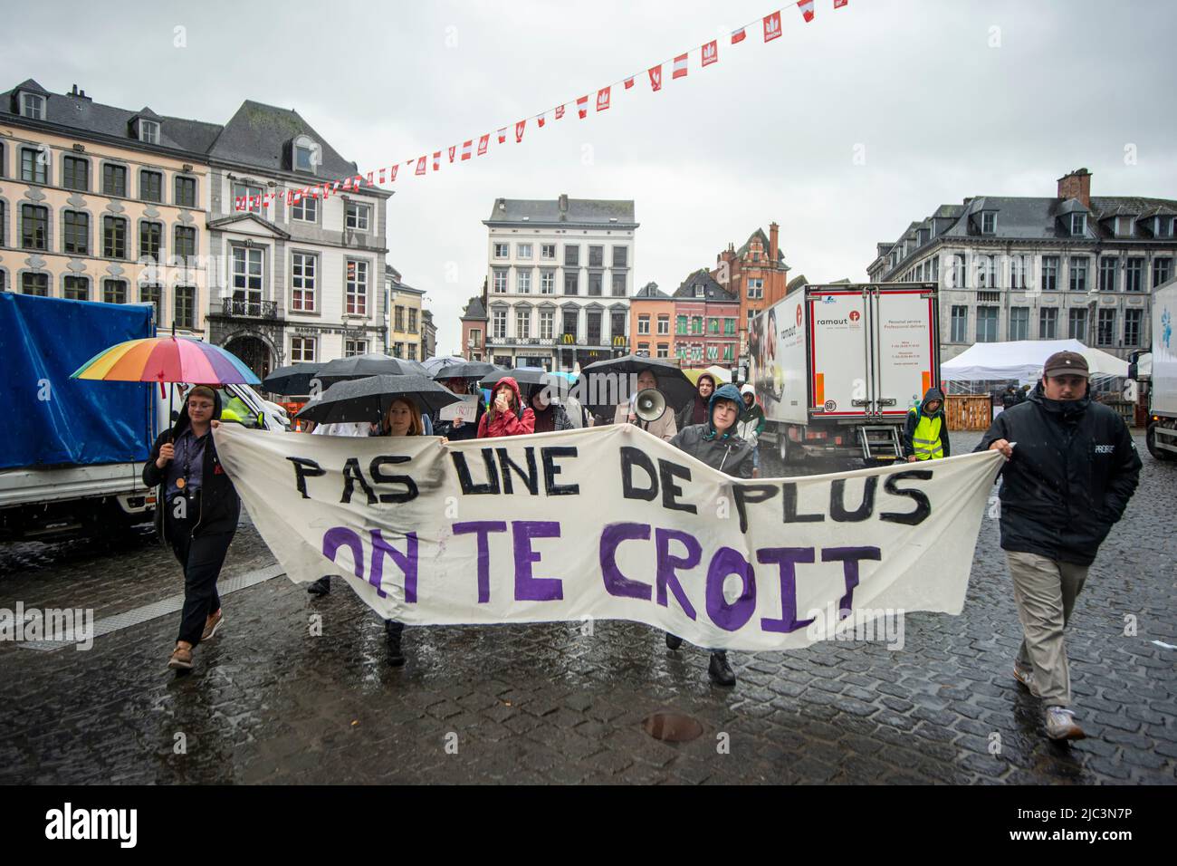 Plusieurs femmes ont témoigné avoir été agressées et droguées. Stock Photo