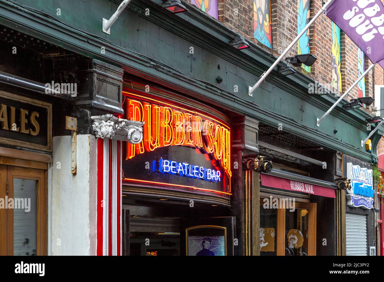 Rubber soul beatles club hires stock photography and images Alamy