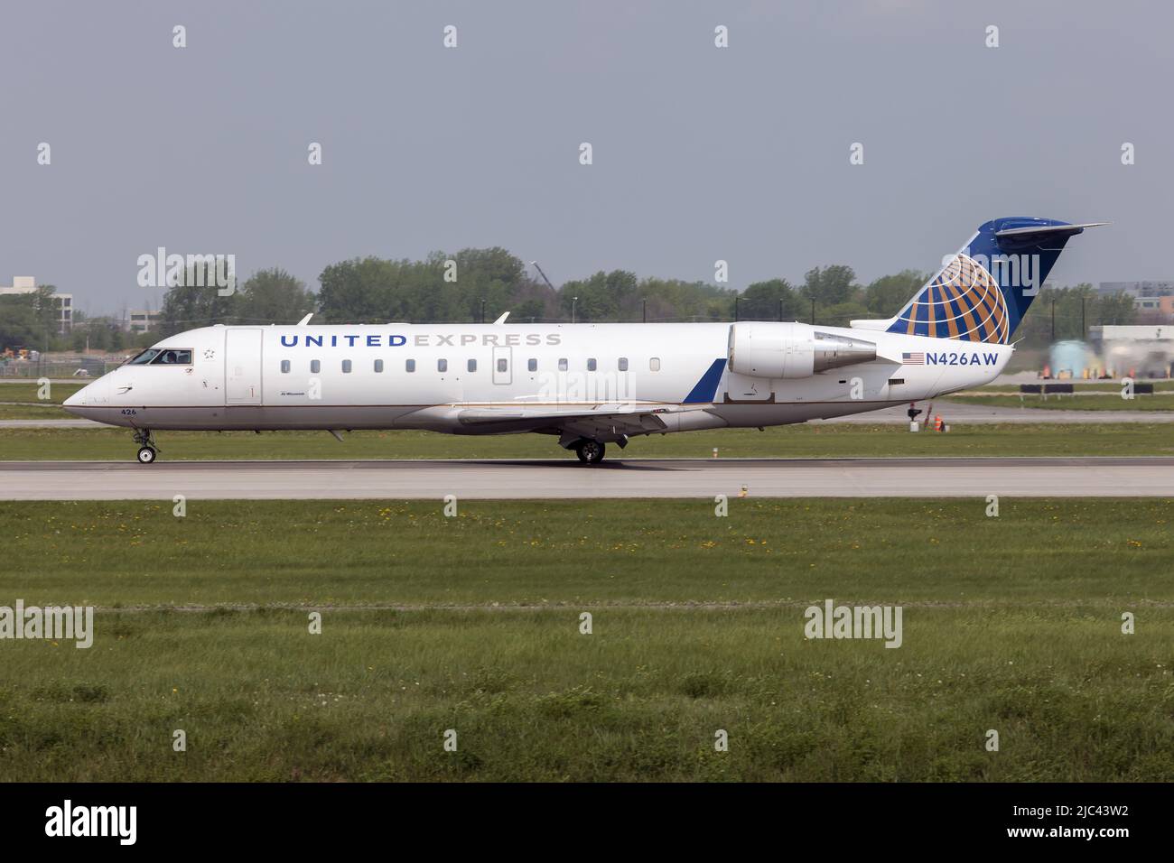 An United Express (Air Wisconsin) Bombardier CRJ200LR just landed at