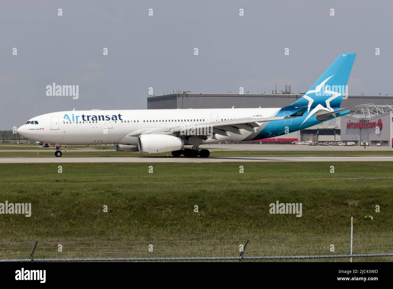 New flight simulator lands at Montreal airport