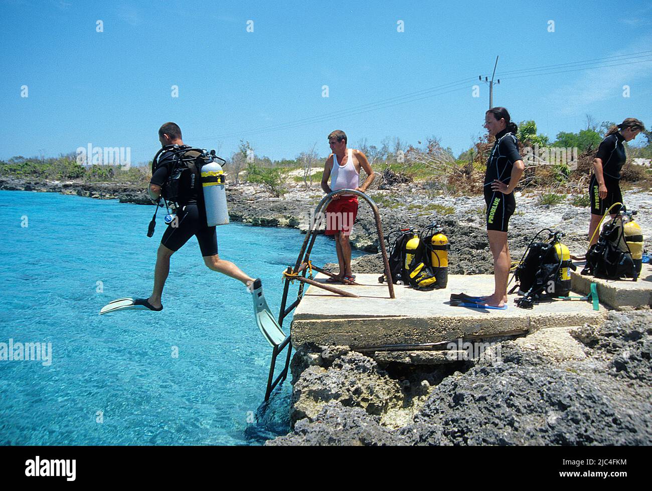 Scuba diviers at the Punta Perdiz, Giron, Bay of Pigs, Cuba, Caribbean Stock Photo