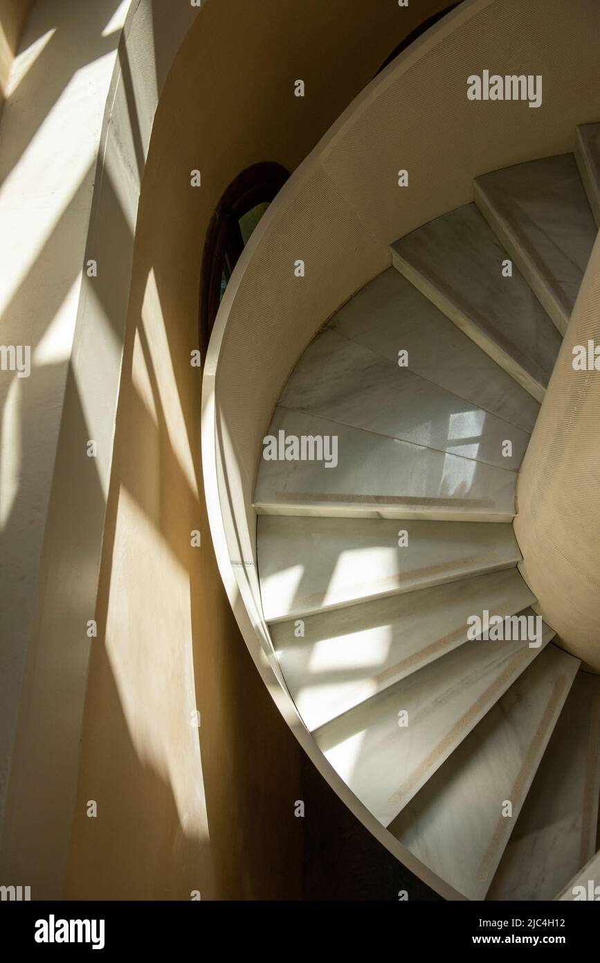 Art nouveau spiral staircase hi-res stock photography and images - Alamy