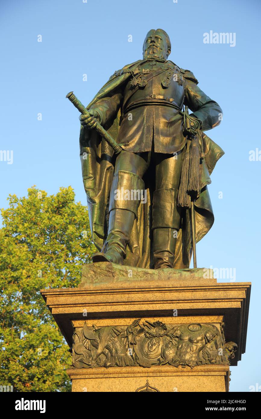 Kaiser friedrich platz hi-res stock photography and images - Alamy