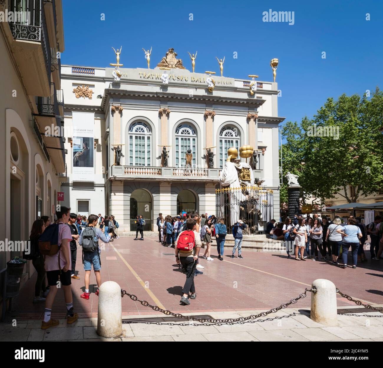 Dalí Theatre-Museum in Figueres, Girona Province, Catalonia, Spain.  The building was designed by Joaquim de Ros i Ramis and Alexandre Bonaterra.  Sal Stock Photo