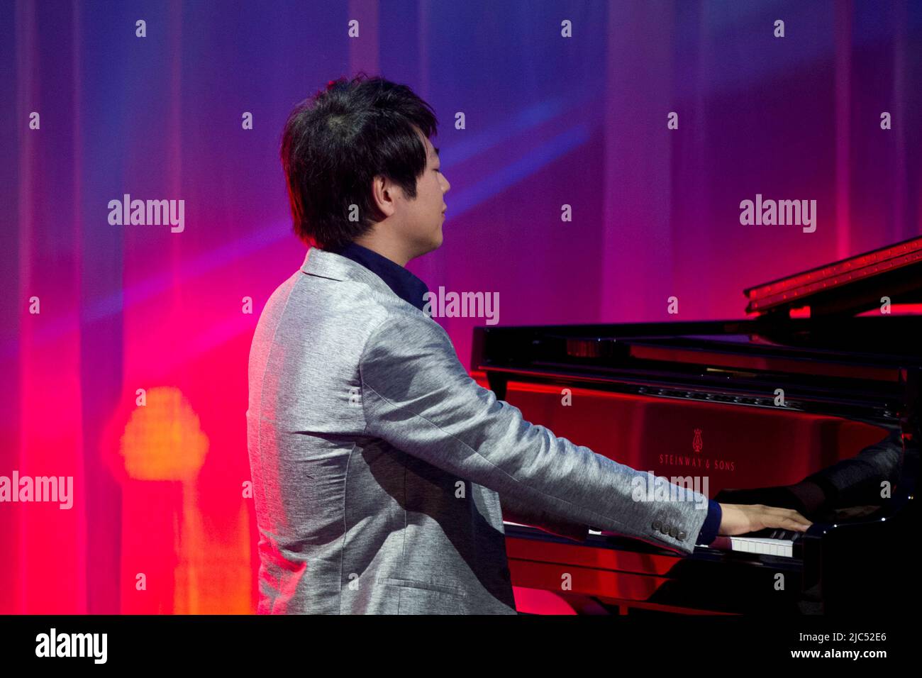 ARCHIVE PHOTO: LANG LANG turns 40 on June 14, 2022, LANG LANG, pianist,  "Welcome to Carmen Nebel", ZDF, on February 25, 2012 from Bremen, å Stock  Photo - Alamy