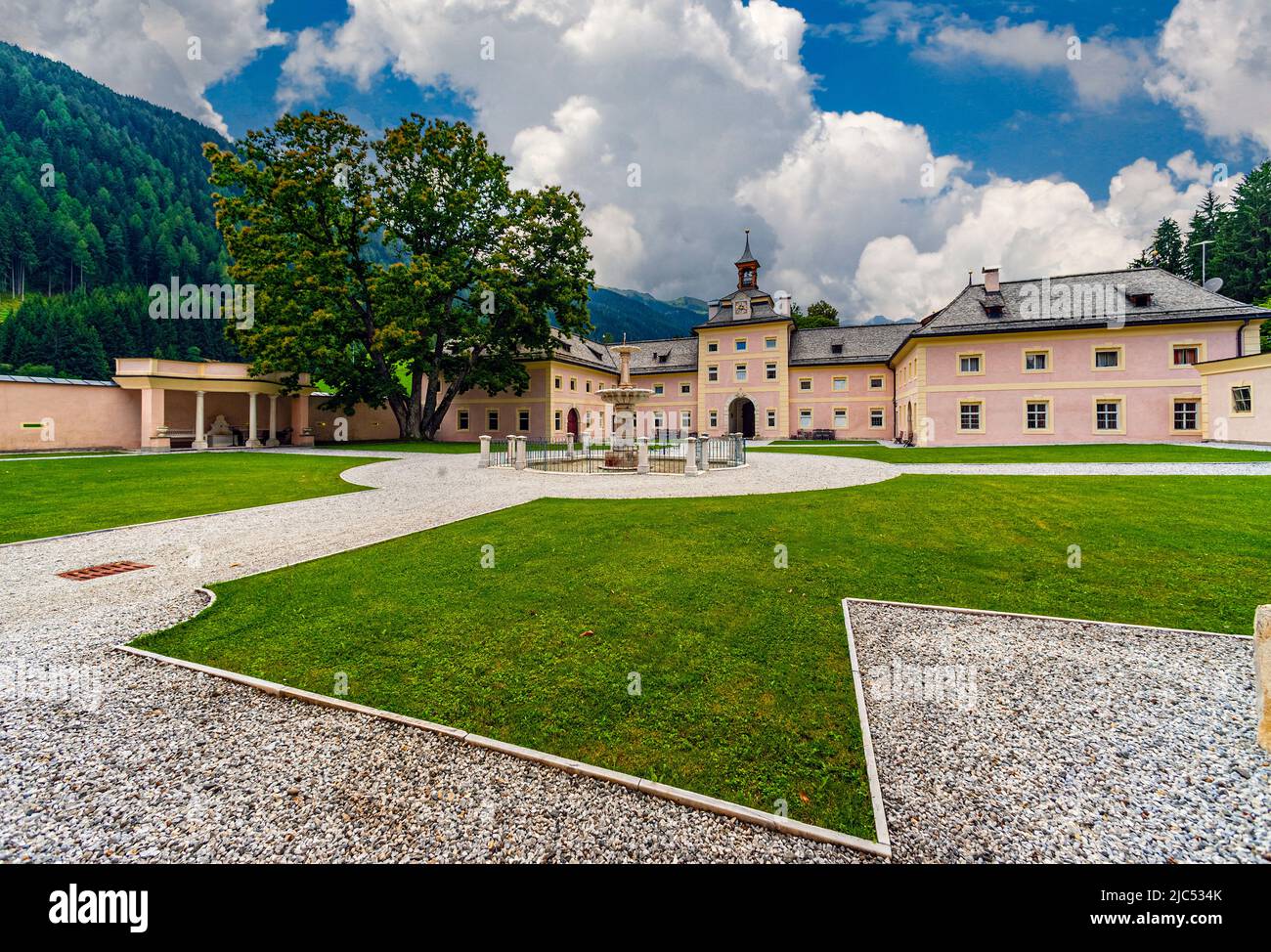 Trentino Alto Adige val di Racines Racines Mareta Castel Wolfsthurn Stock Photo