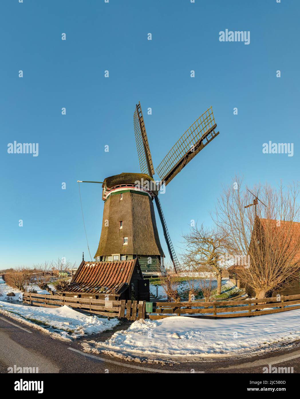 Windmill called Neckermolen *** Local Caption ***  Netherlands,windmill, field, meadow, winter, snow, ice, ,Neck,   Noord-Holland , Netherlands, windm Stock Photo
