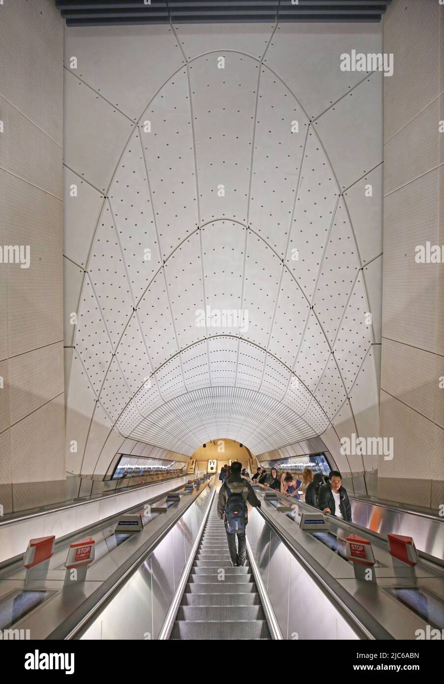 Elizabeth Tube Line High Resolution Stock Photography and Images - Alamy