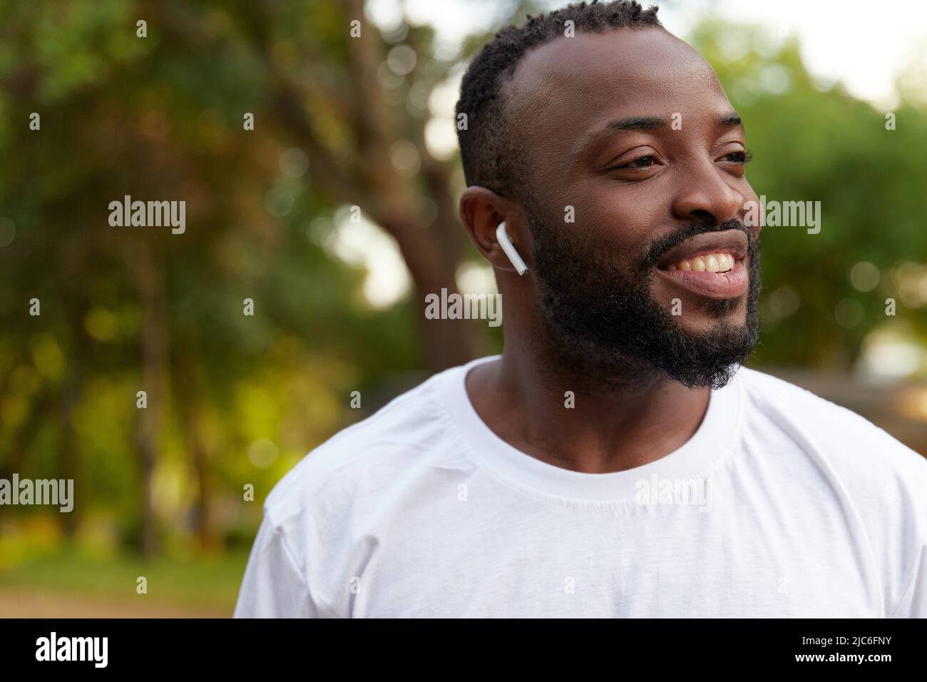 African american man walking hi-res stock photography and images - Alamy