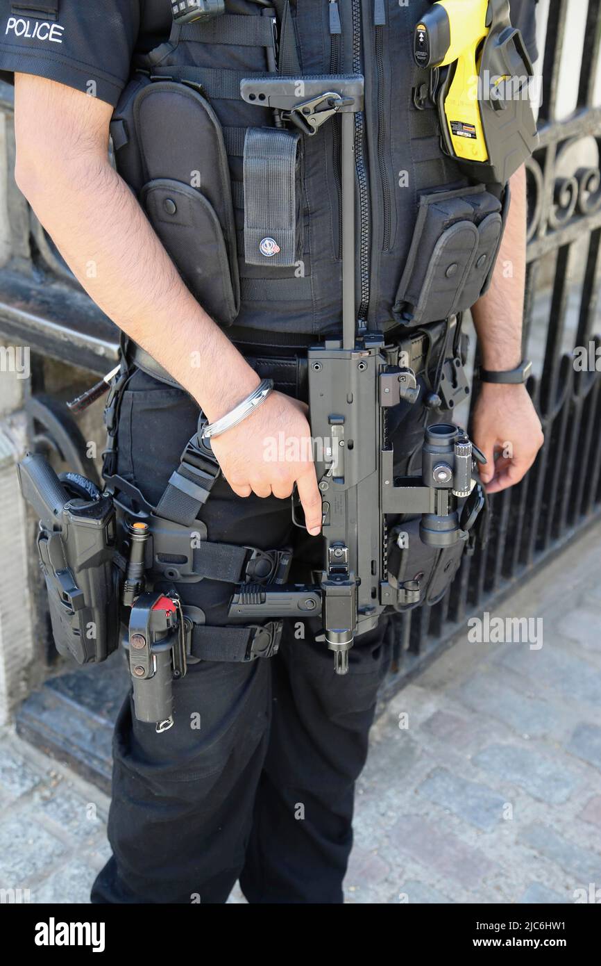 England, London, Whitehall, Horseguards, Armed police officer. Stock Photo