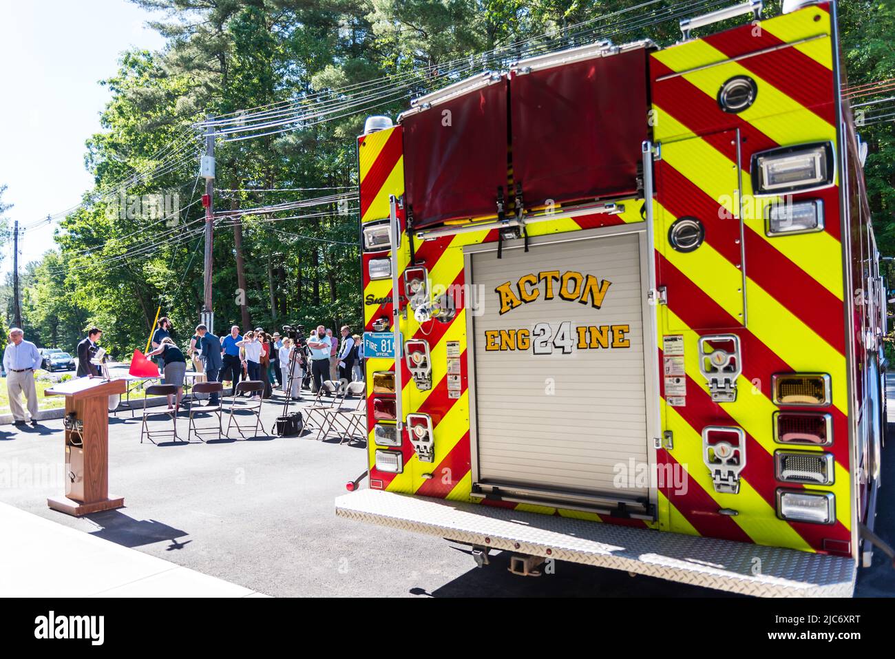 Ribbon cutting ceremony for new North Acton Fire Station Stock Photo ...