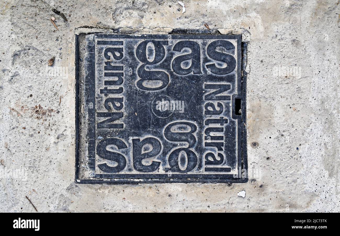 Gas pavement cover hi-res stock photography and images - Alamy