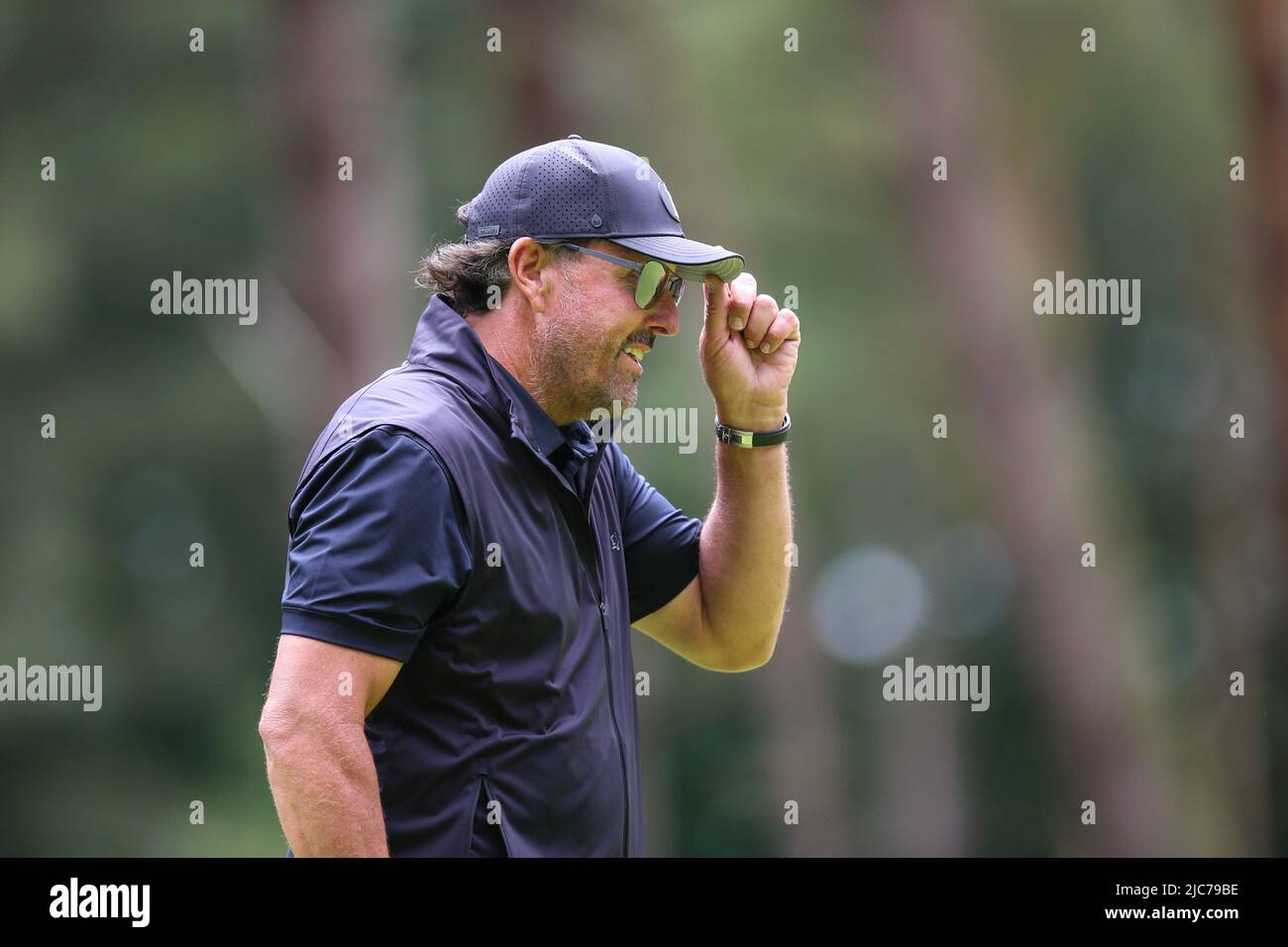 ST ALBANS, ENGLAND - JUNE 09: Phil Mickelson of the United States acknowledges the fans during day one of the LIV Golf Invitational at The Centurion Club on June 9, 2022 in St Albans, England. (MB Media) Stock Photo