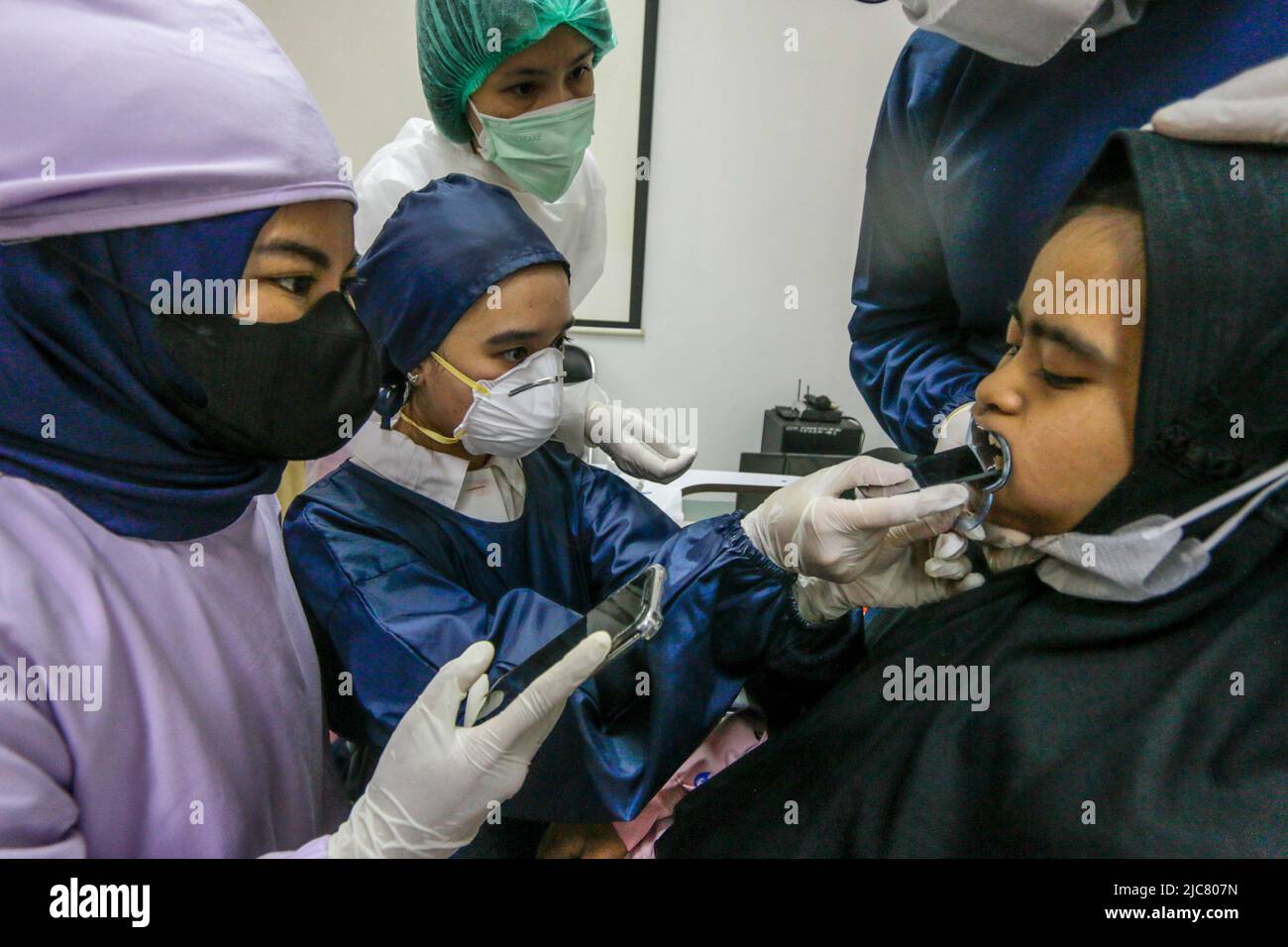 Dental and oral health checks for Cerebral Palsy children in Bogor City