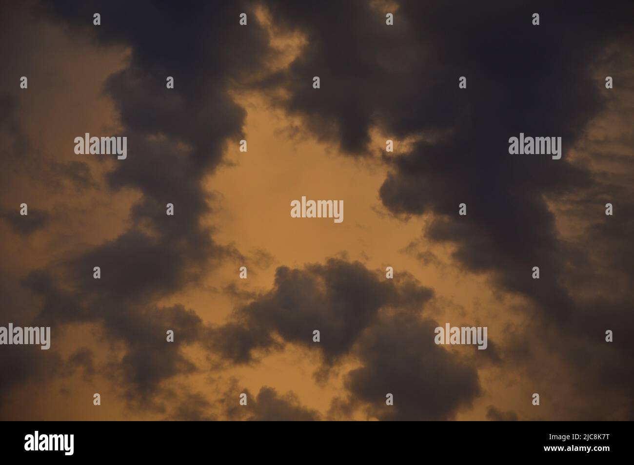 Stormy atmospheric sky golden hi-res stock photography and images - Alamy