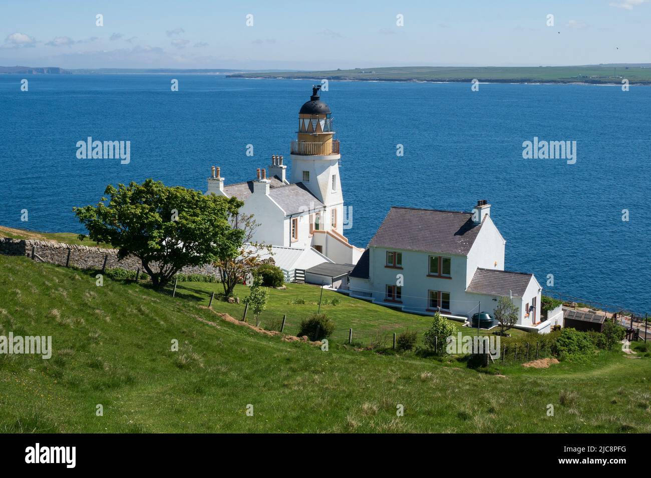Holburn Head Lighthouse, Scrabster, Scotland Stock Photo