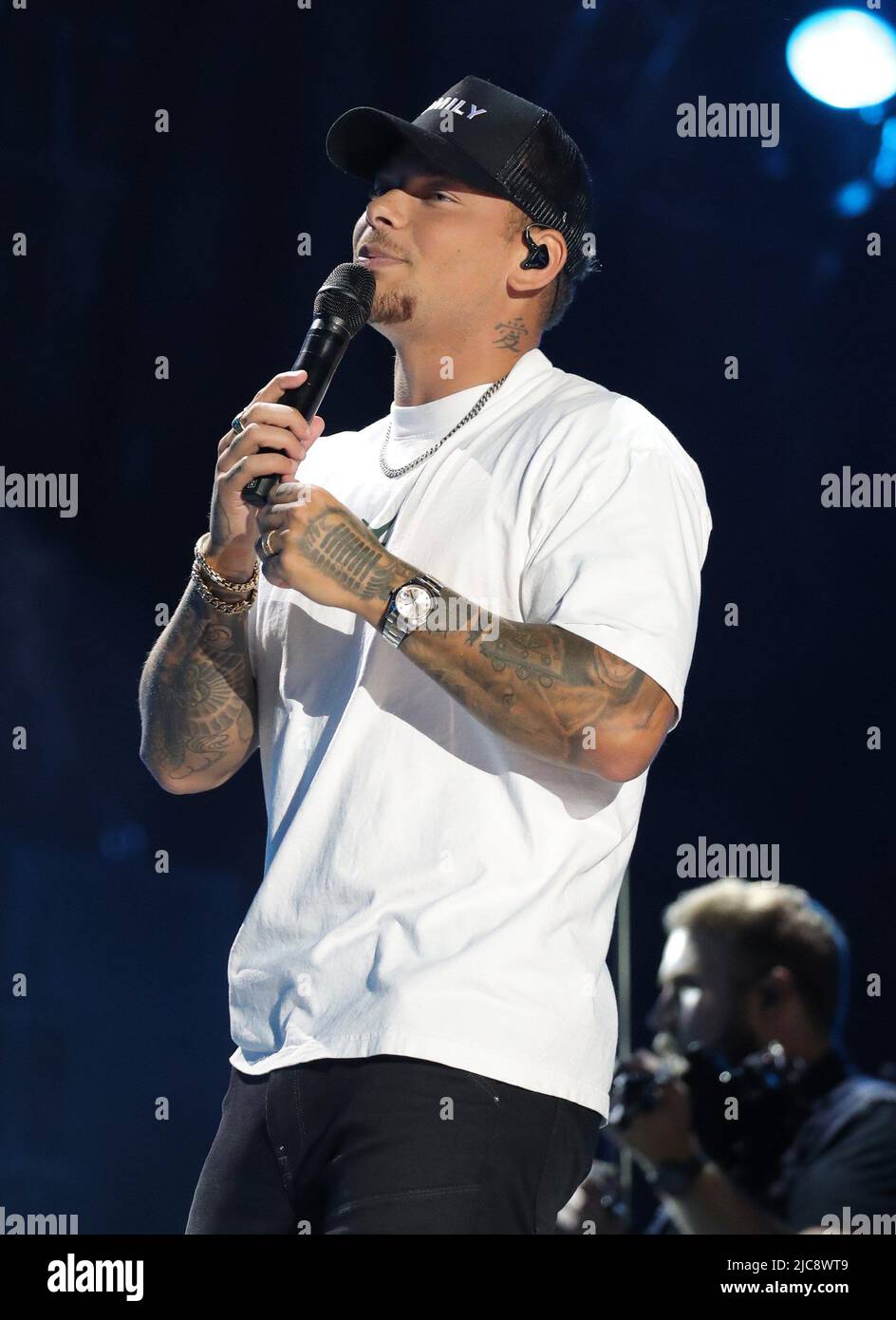 Nashville, TN, USA. 10th June, 2022. Kane Brown on stage for CMA Fest