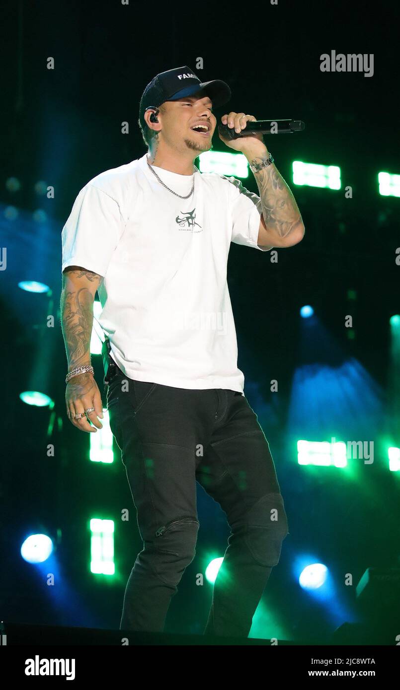 Nashville, TN, USA. 10th June, 2022. Kane Brown on stage for CMA Fest