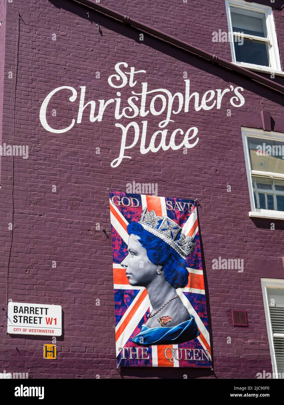 Artwork to Celebrate, Platinum Jubilee of Queen Elizabeth 2022, London, England, UK, GB. Stock Photo