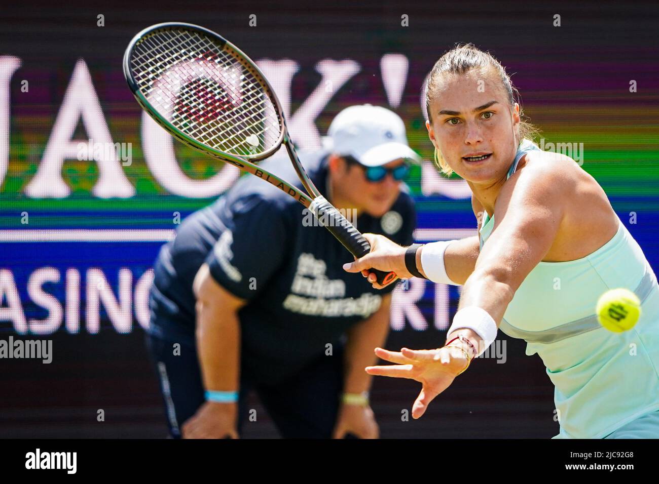 'S-HERTOGENBOSCH, NETHERLANDS - JUNE 11:  during the Womens Singles Semi Finals match between Aryna Sabalenka of Belarus and Shelby Rogers of United States of America at the Autotron on June 11, 2022 in 's-Hertogenbosch, Netherlands (Photo by Joris Verwijst/BSR Agency) Stock Photo
