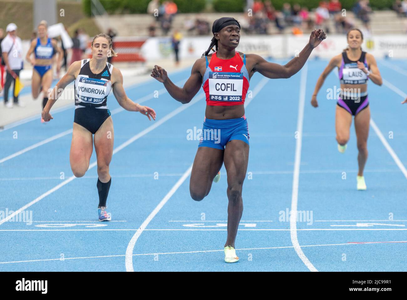 Fiordaliza Cofil of Dominican Republic (centre) wins 400 metres women run at the P-T-S athletics meeting in the sports site of x-bionic sphere® in Šamorín, Slovakia, 9. June 2022 Stock Photo