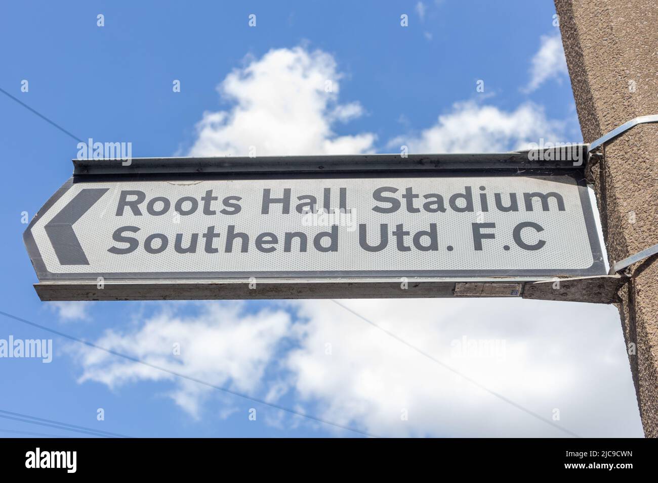 Southend on Sea, UK. 11th Jun, 2022. A sign pointing towards the football ground.. Scenes near Prittlewell Station, Southend on Sea, the area Simon Dobbin was left with permanent brain damage following an assault after a Southend Utd vs Cambridge Utd match on 21st March, 2015. Mr Dobbin died on 21st October, 2020. He was 48 years old. Earlier in the week, 10th June 2022, Essex Police arrested five men in connection with the assault. Penelope Barritt/Alamy Live News Stock Photo