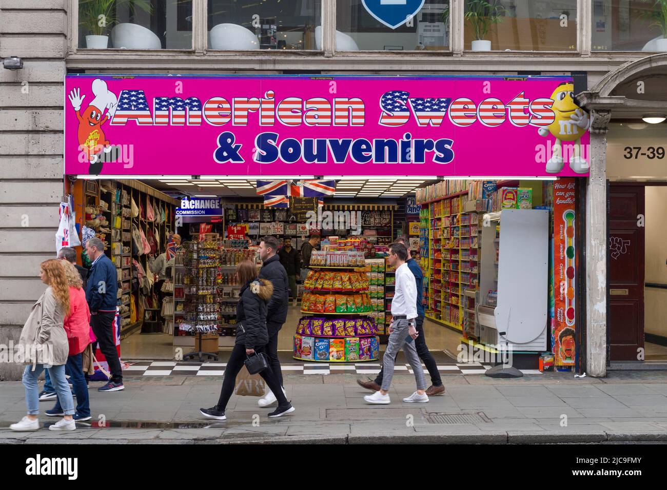 An American Candy store Oxford Street. Recently a large number a large number of American Candy stores have opened in the area of Oxford Street.  Oxfo Stock Photo