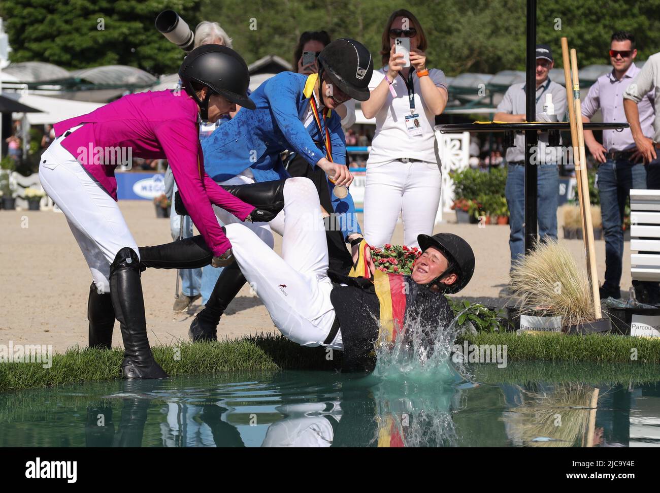 Balve, Germany. 11th June, 2022. Equestrian sport: German championship ...