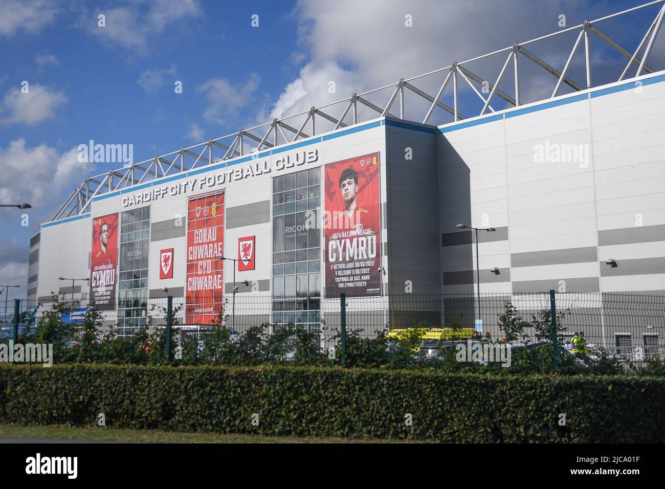 Cardiff city stadium hi-res stock photography and images - Alamy