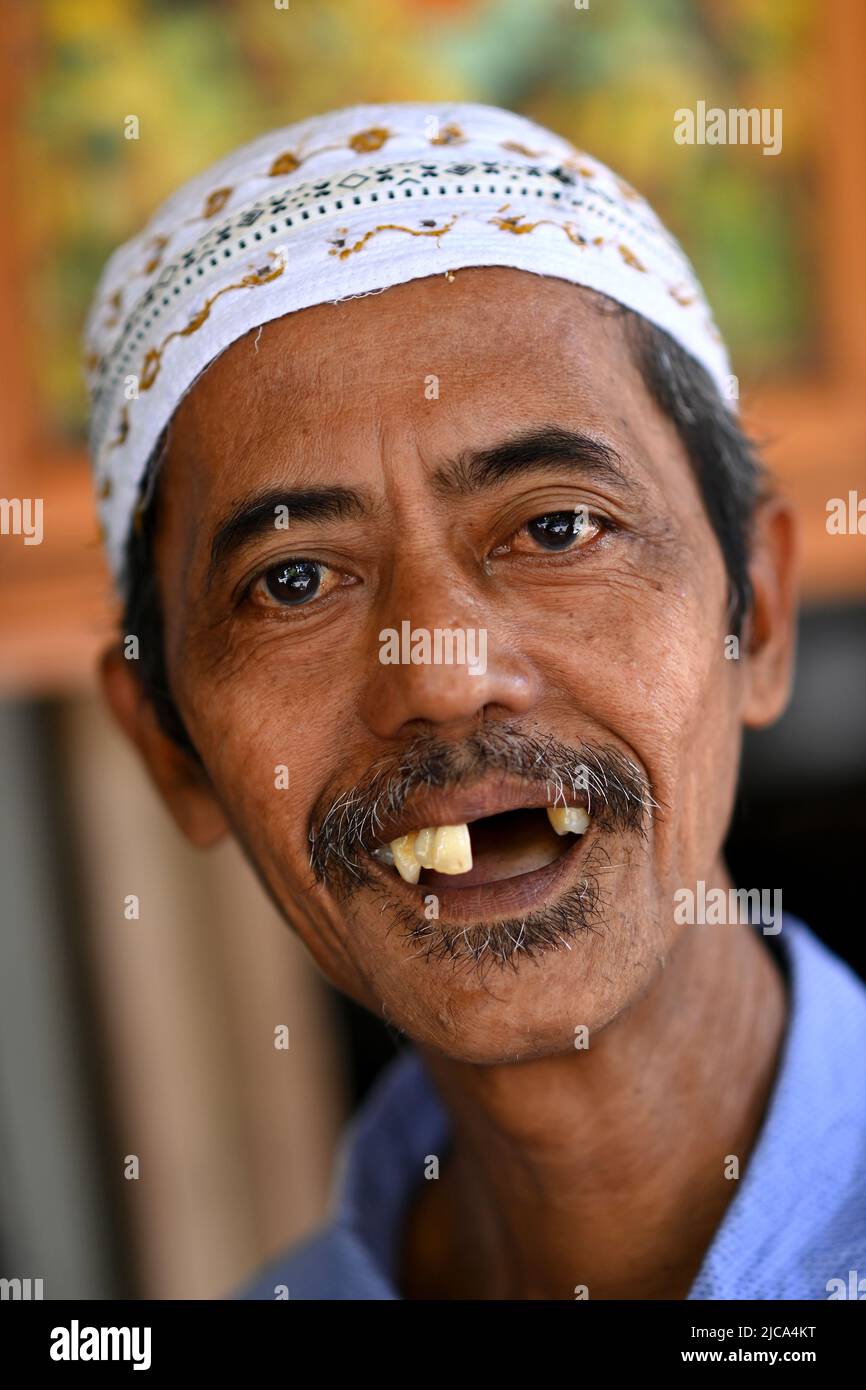 Toothless man smiling hi-res stock photography and images - Alamy
