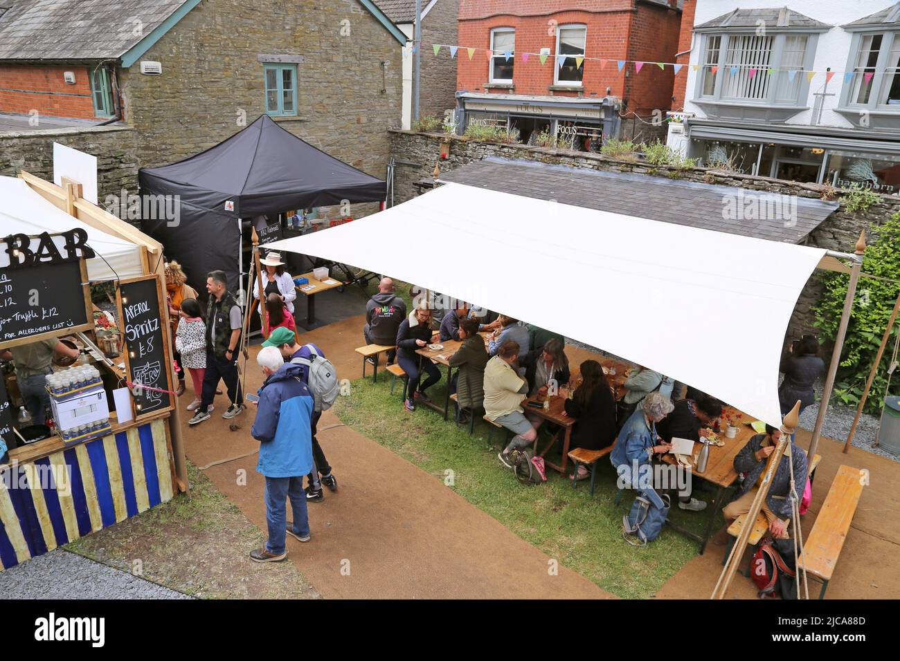 Pop-up food stalls at Hay Castle, Hay-on-Wye, Brecknockshire, Powys, Wales, Great Britain, United Kingdom, UK, Europe Stock Photo