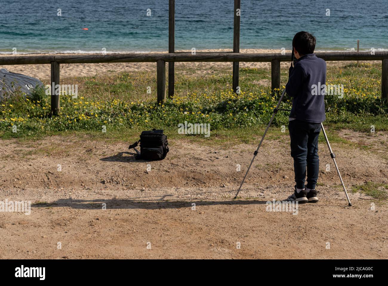 Tripod photographing hi-res stock photography and images - Alamy