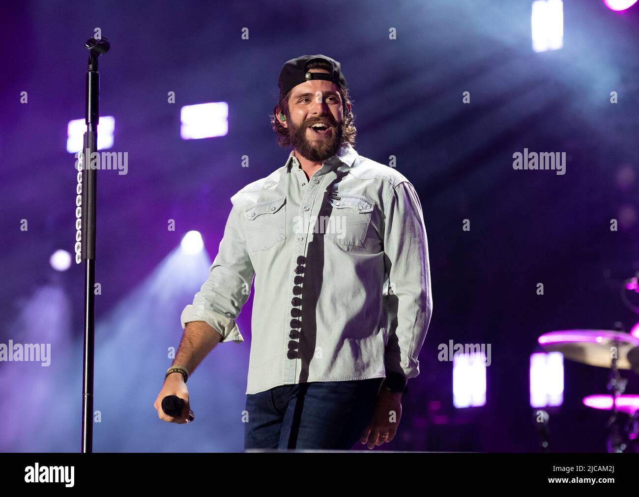 Thomas Rhett concert experience in how long is thomas rhett concert 2022