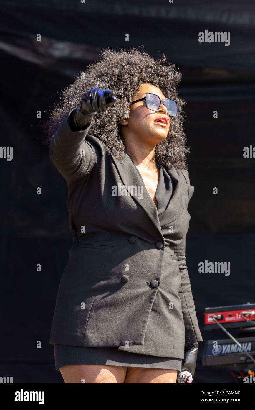 Cambridge, UK. 11th June, 2022. Mica Paris performs at The Cambridge Club Festival 2022 at Childerley Orchard in Cambridge. (Photo by Phil Lewis/SOPA Images/Sipa USA) Credit: Sipa USA/Alamy Live News Stock Photo