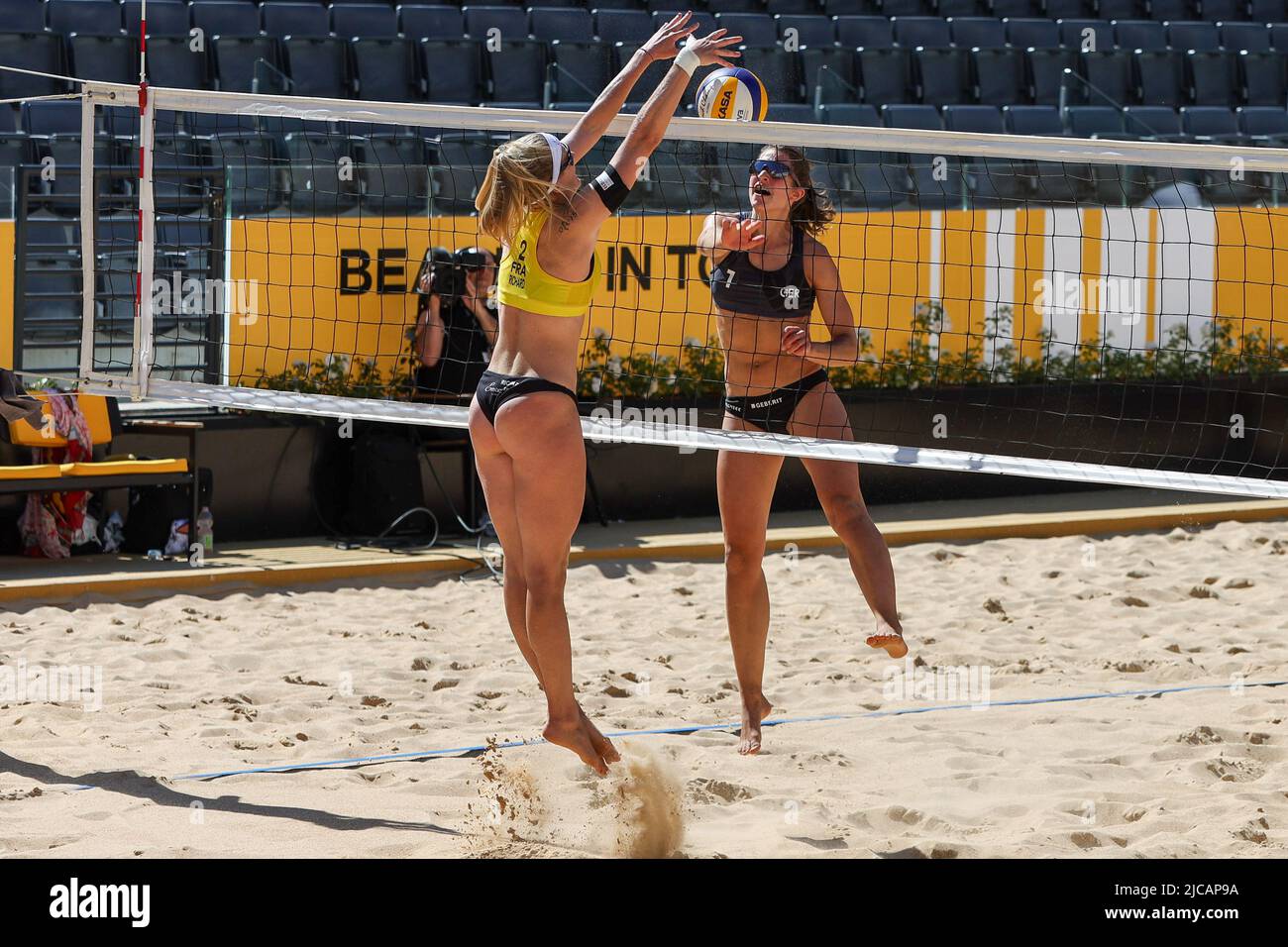 Rome, Italy. 11th June, 2022. Placette/Richard (France) vs Laboureur/Schulz (Germany) during Beach Volleyball World Championships (day2), Beach Volley in Rome, Italy, June 11 2022 Credit: Independent Photo Agency/Alamy Live News Stock Photo