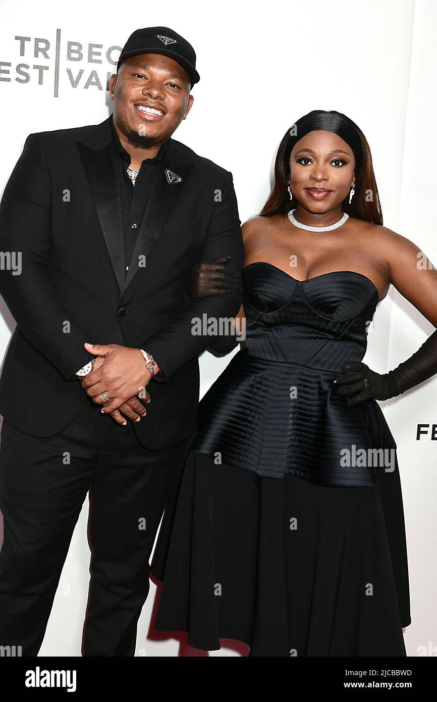 Naturi Naughton Husband Naturi Naughton & husband Two Lewis, who were married on April 2, 2022