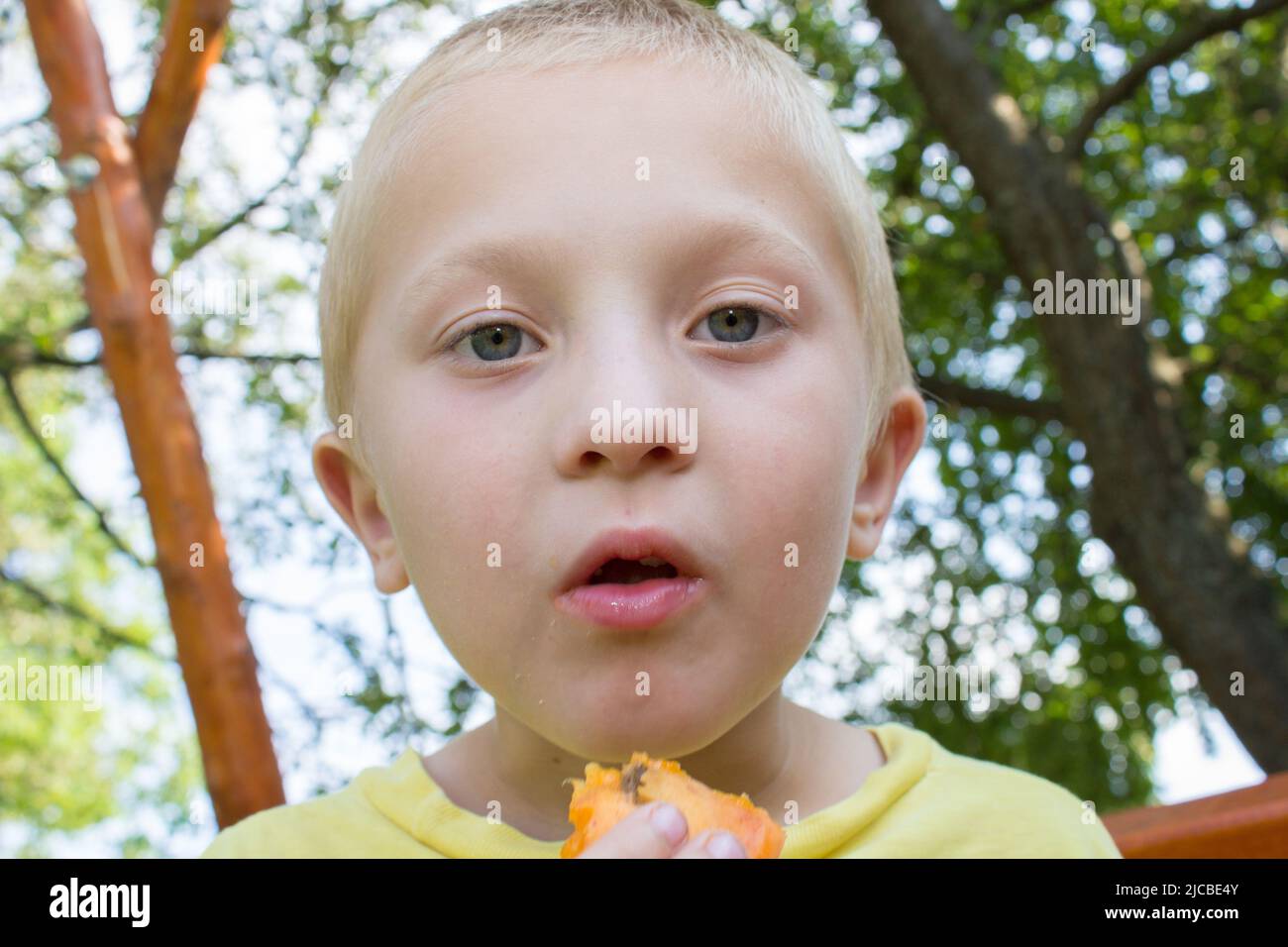 Open mouth eating hires stock photography and images Alamy
