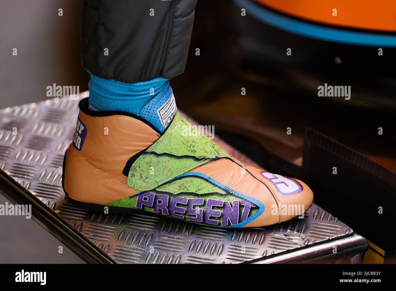 Mclaren f1 shoes top