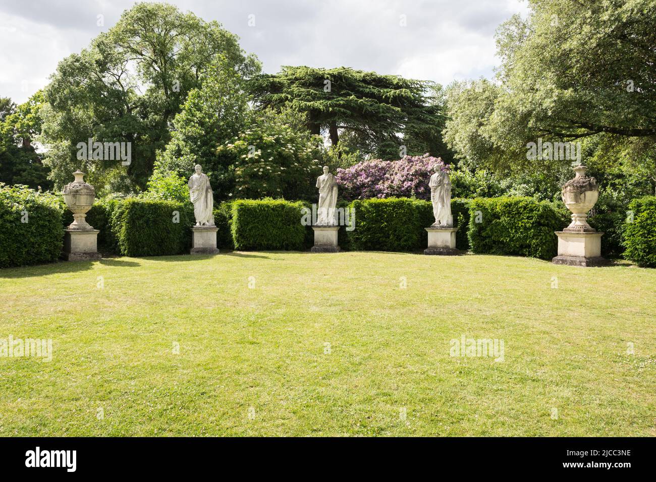 Stone statues in the semicircular Exedra in the North Garden at