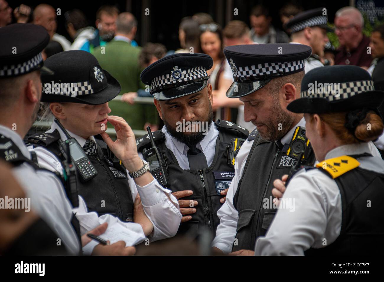 Group of Police Officers discussing tactics Stock Photo - Alamy