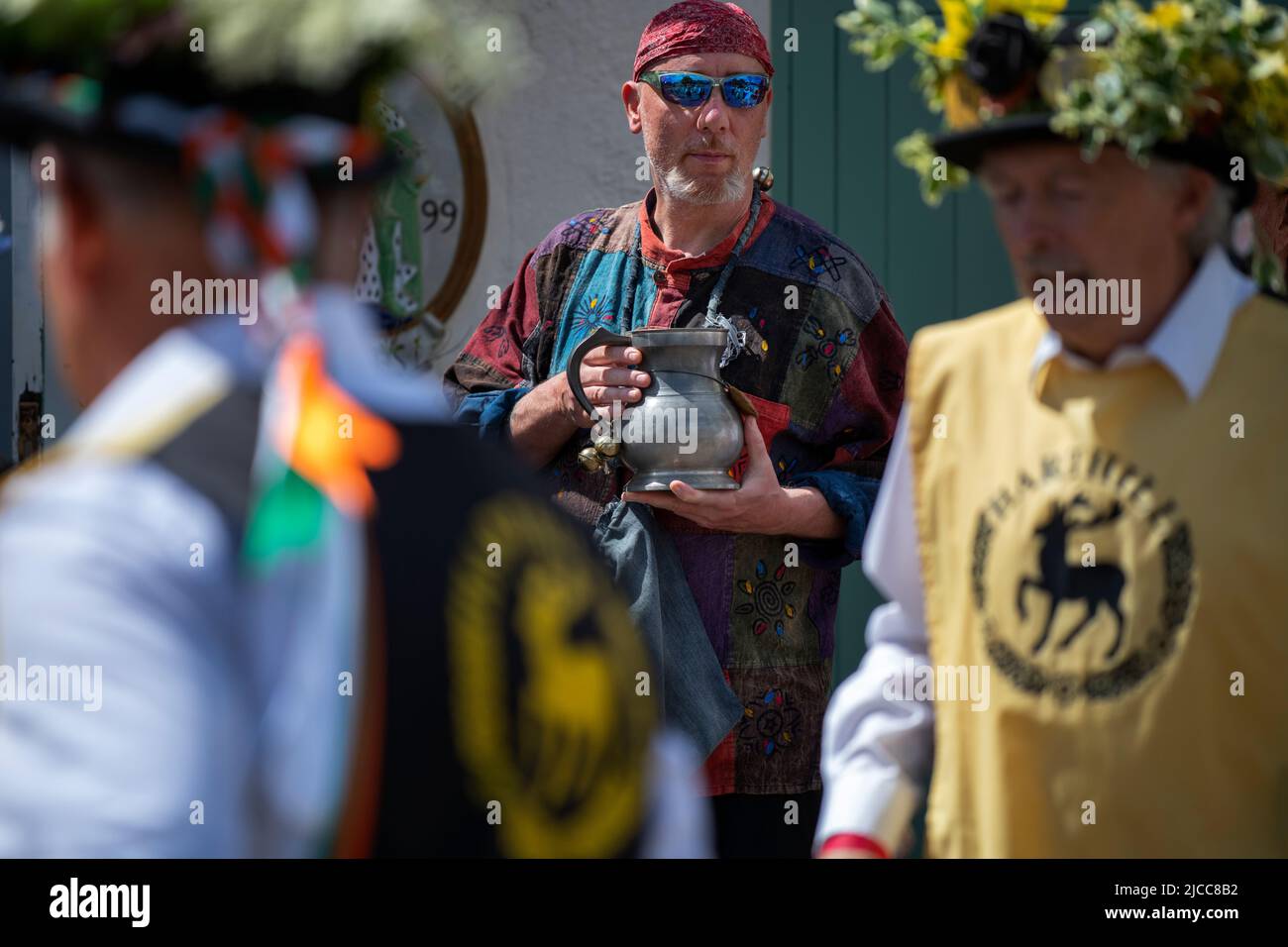 Thaxted, Essex, UK. 11th June 2022.  Musician Lat Vanson from Yorkshire follows the Morris around the country, seen here at the Plough at Debden Essex Fourteen Morris Dancing sides danced through 14 villages in north west Essex for the first time since Covid restrictions were lifted for the Thaxted Morris Weekend. The evening concluded just after 10pm Credit: BRIAN HARRIS/Alamy Live News Stock Photo