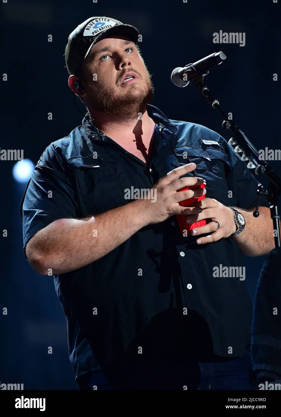 Luke combs cma fest 2022 hires stock photography and images Alamy