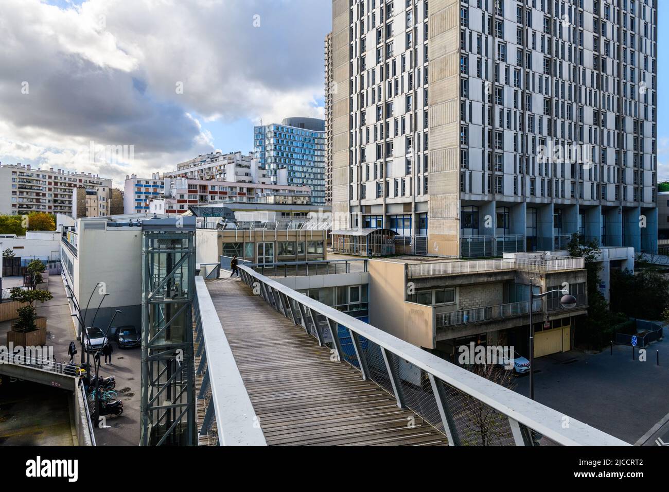 France, Paris, 2020-10-26. View of a part of the Beaugrenelle district from a slab. The tower in the foreground is the Keller tower, built in 1975. Stock Photo