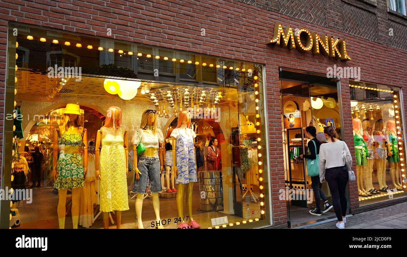 Monki store on Flinger Straße in Düsseldorf old town. Monki is a Swedish store chain for young fashion founded in 2006. It belongs to the H&M group. Stock Photo