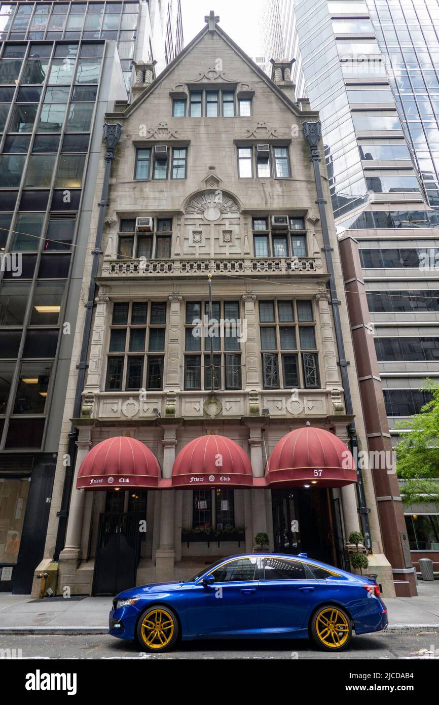 New york friars club exterior hires stock photography and images Alamy