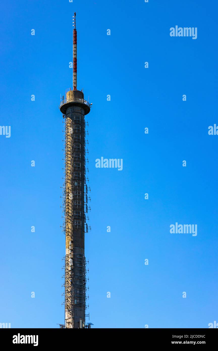Swiety Krzyz, Poland - June 5, 2022: TV and radio transmission tower on top of Lysa Gora, Swiety Krzyz mount in Swietokrzyskie Mountains Nowa Slupia Stock Photo
