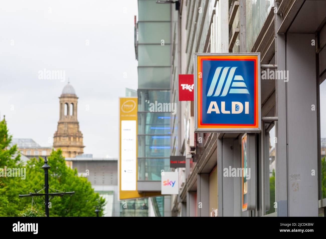 Sign on the shopfront or storefront of ALDI Market Street Manchester, Manchester Arndale UK. A German 'budget' supermarket chain. England, UK Stock Photo