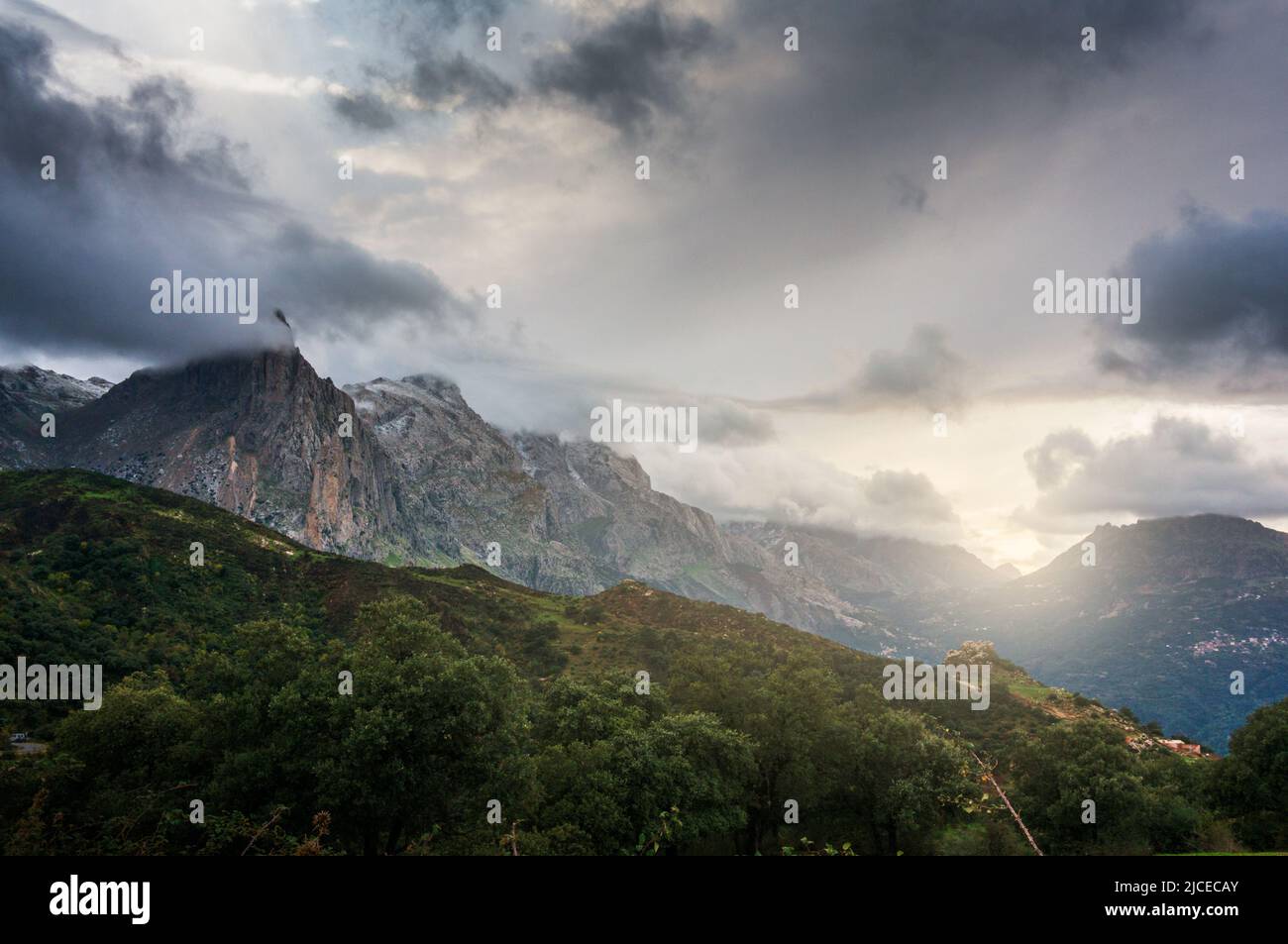 Djurdjura Mountains Hi res Stock Photography And Images Alamy djurdjura-mountains-hi-res-stock-photography-and-images-alamy